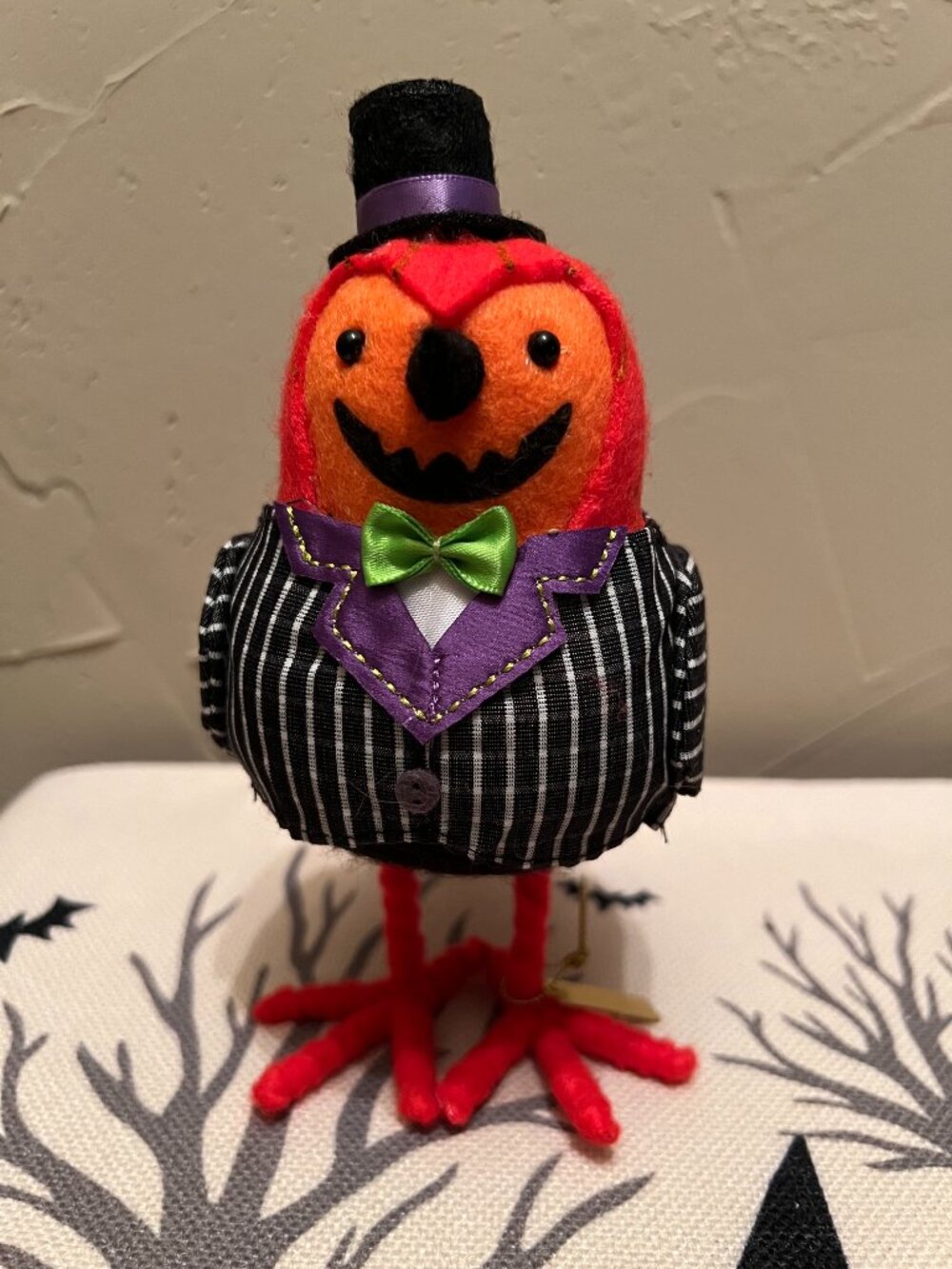 Featherly Friend 'Gourdon' 2024 Bird Decorative Accent - Hyde and EEK!